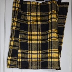 Plaid Mini Skirt in Yellow and Black